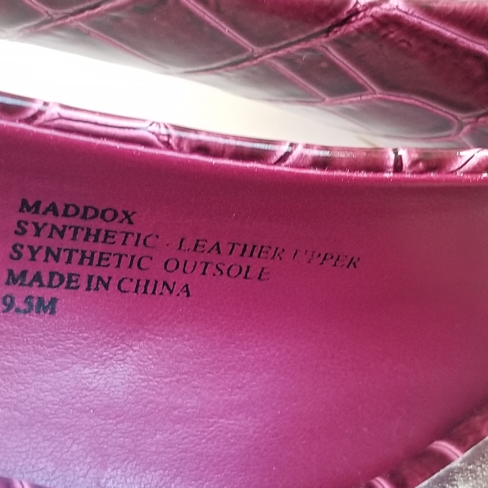 WHBM Maddox Croc Embossed Peep Toe Pumps Heels 9.5 - Picture 10 of 10